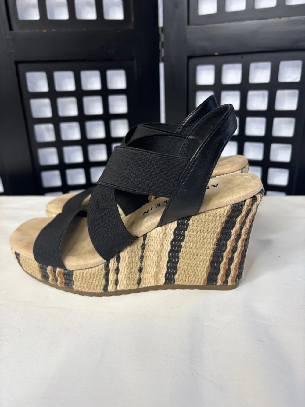 🖤 Anne Klein Espadrille Wedge Sandals Womens 6 Black Elastic Strap 🖤 - Picture 3 of 12